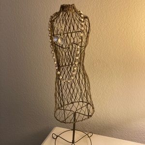 Wire Jewelry Organizer of a Female Figure